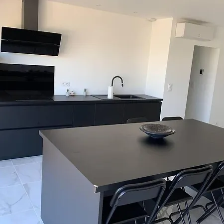 Magnifique Avec Piscine Et Villa